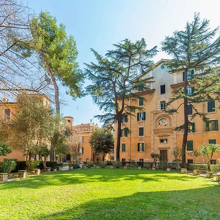 Casa Epiro روما
